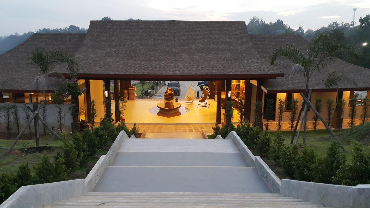 Phu Chom Mork Resort Sangkhla Buri Exteriör bild