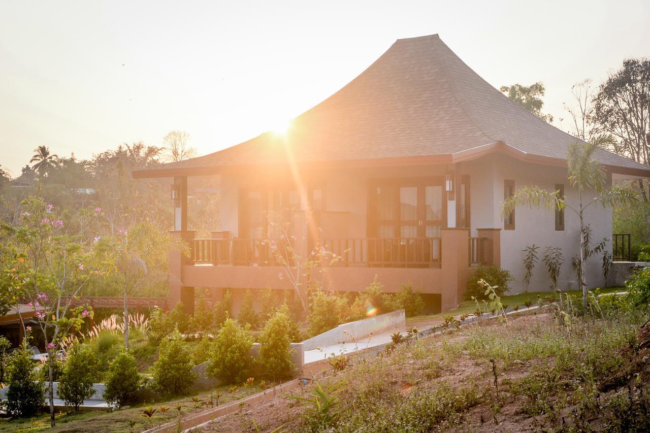 Phu Chom Mork Resort Sangkhla Buri Exteriör bild